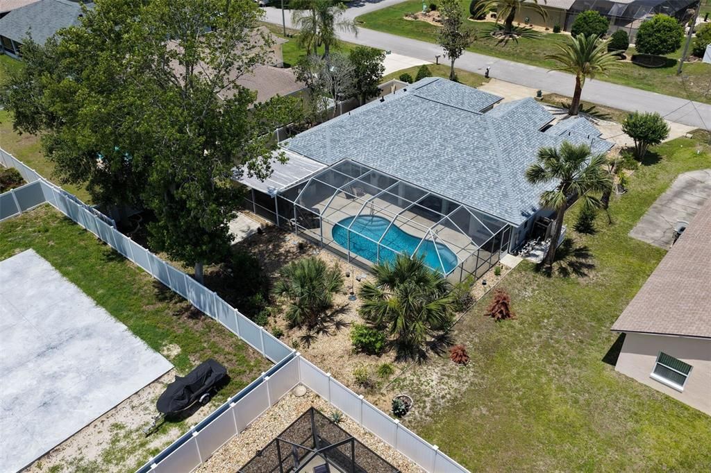 Activo con contrato: $429,000 (3 camas, 2 baños, 1899 Pies cuadrados)