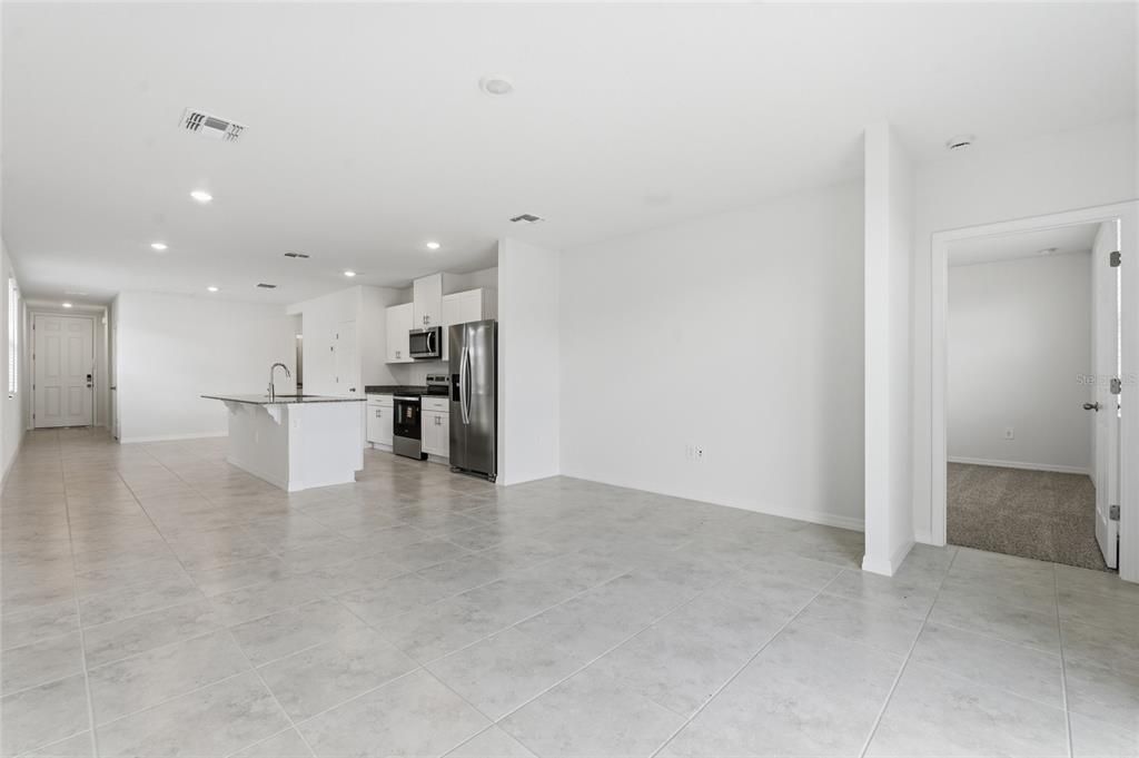 В аренду: $1,900 (3 спален, 2 ванн, 1483 Квадратных фут)