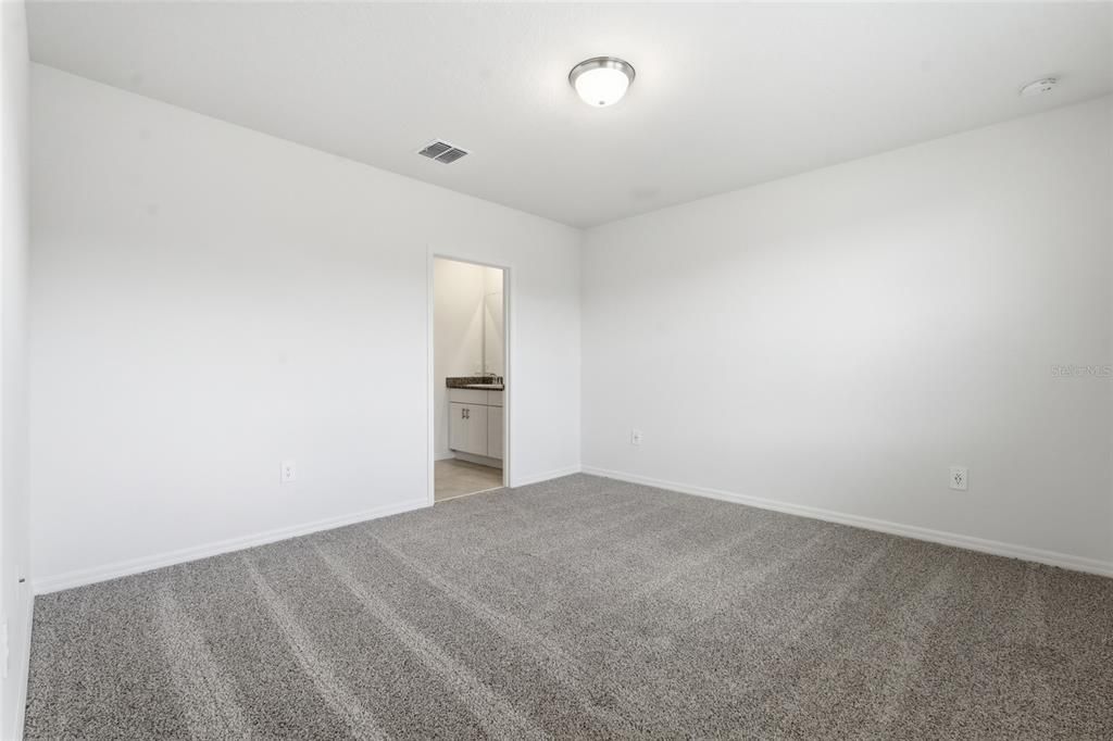 В аренду: $1,900 (3 спален, 2 ванн, 1483 Квадратных фут)