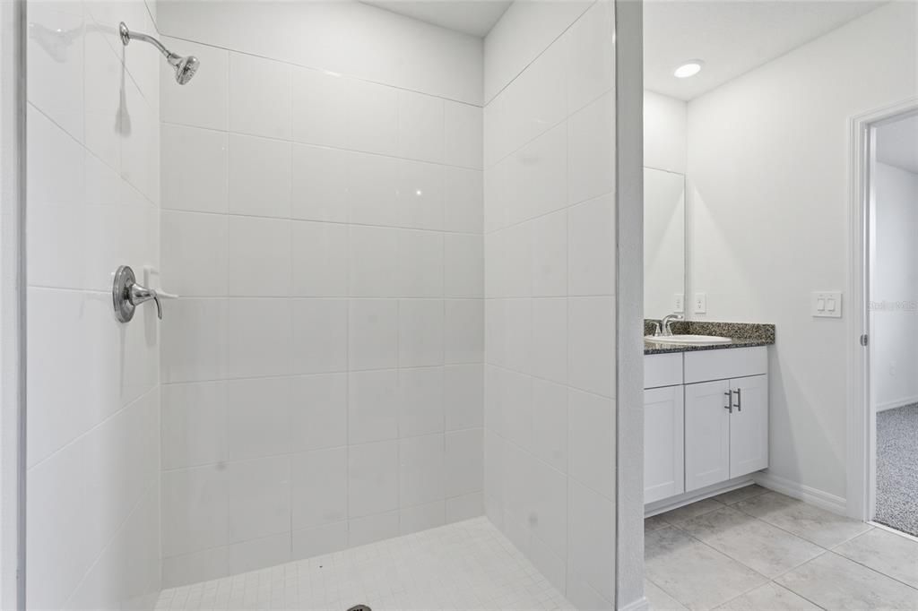В аренду: $1,900 (3 спален, 2 ванн, 1483 Квадратных фут)