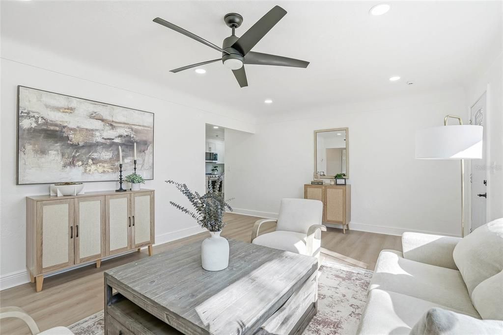 For Sale: $459,900 (3 beds, 2 baths, 1149 Square Feet)