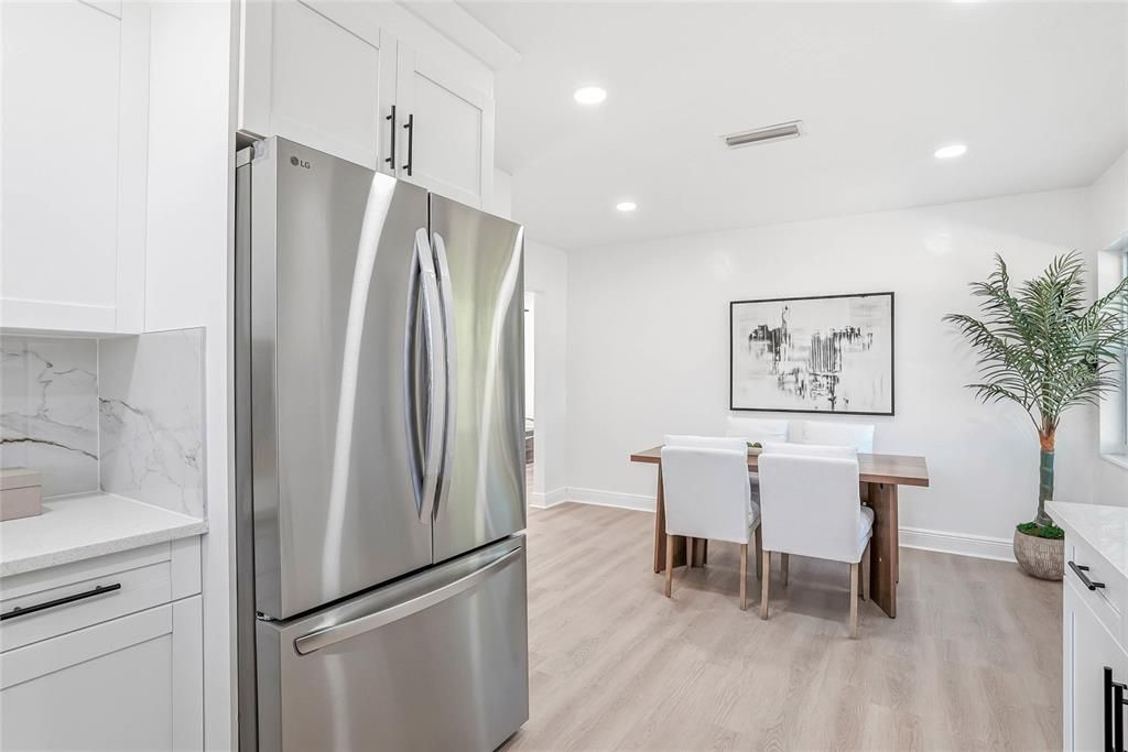 For Sale: $459,900 (3 beds, 2 baths, 1149 Square Feet)