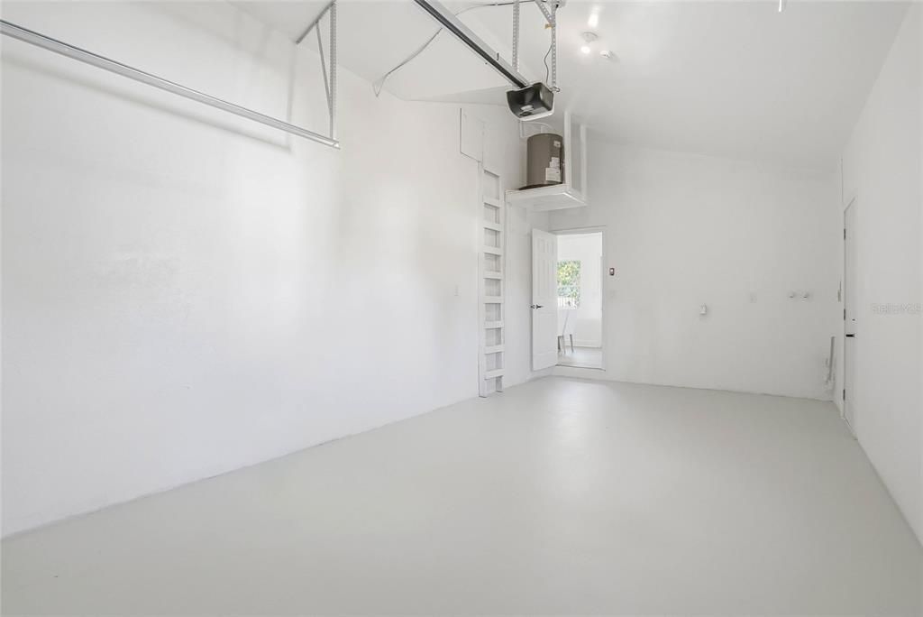 For Sale: $459,900 (3 beds, 2 baths, 1149 Square Feet)