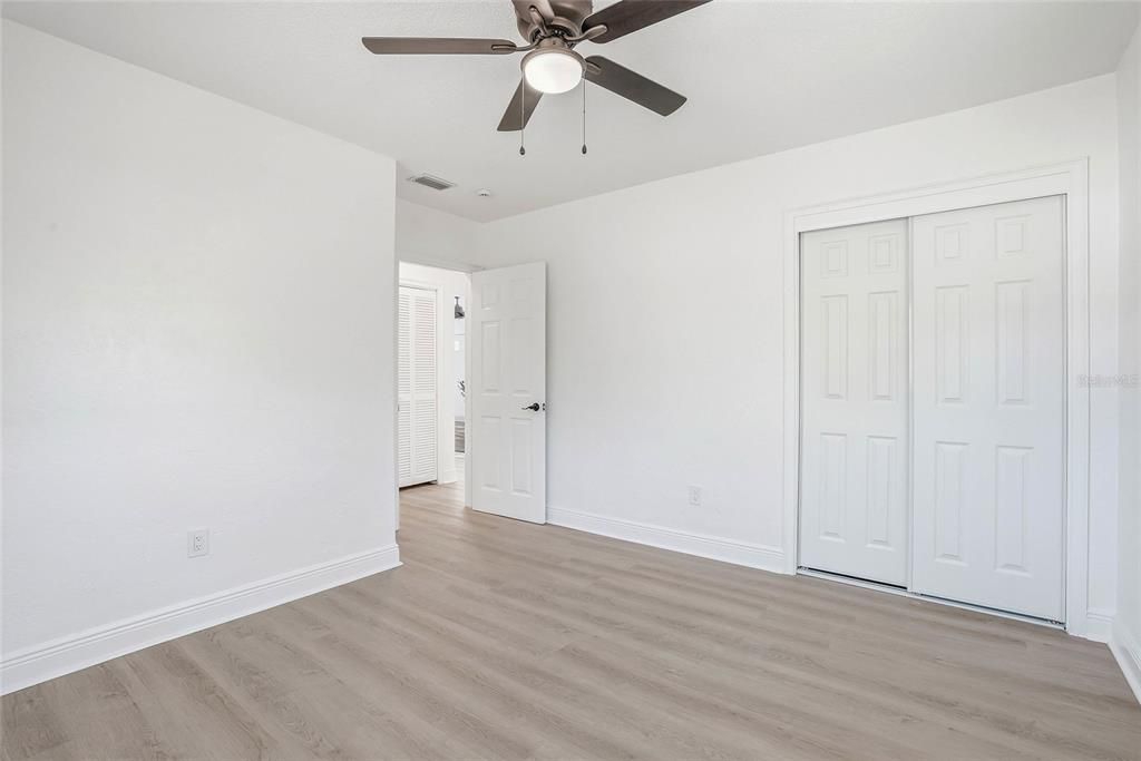For Sale: $459,900 (3 beds, 2 baths, 1149 Square Feet)