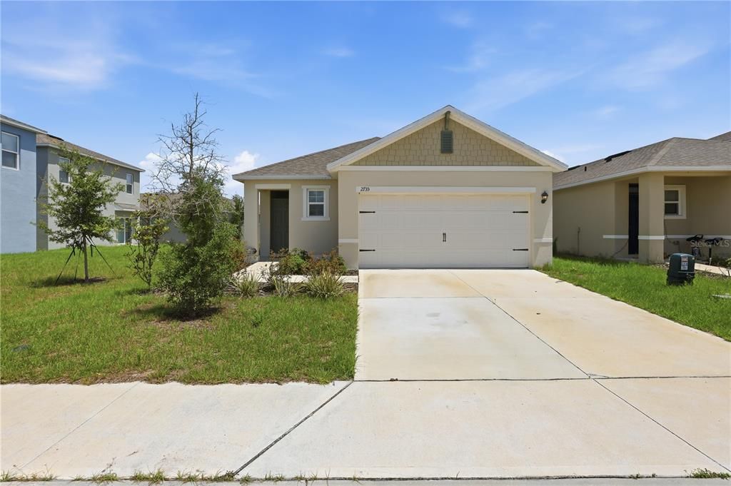 For Rent: $2,400 (3 beds, 2 baths, 1516 Square Feet)