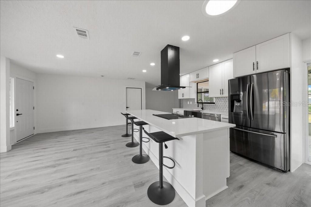 En Venta: $274,900 (3 camas, 2 baños, 1566 Pies cuadrados)