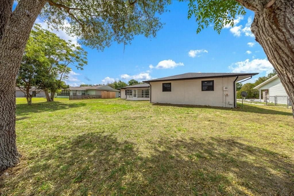 En Venta: $274,900 (3 camas, 2 baños, 1566 Pies cuadrados)