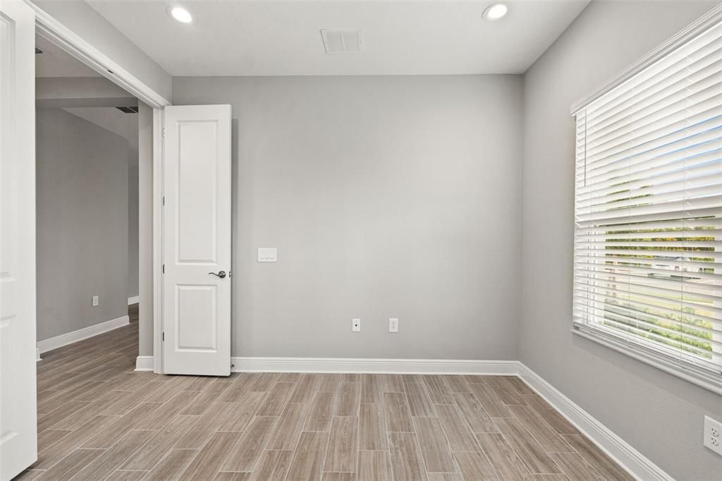 Activo con contrato: $384,900 (2 camas, 2 baños, 1530 Pies cuadrados)
