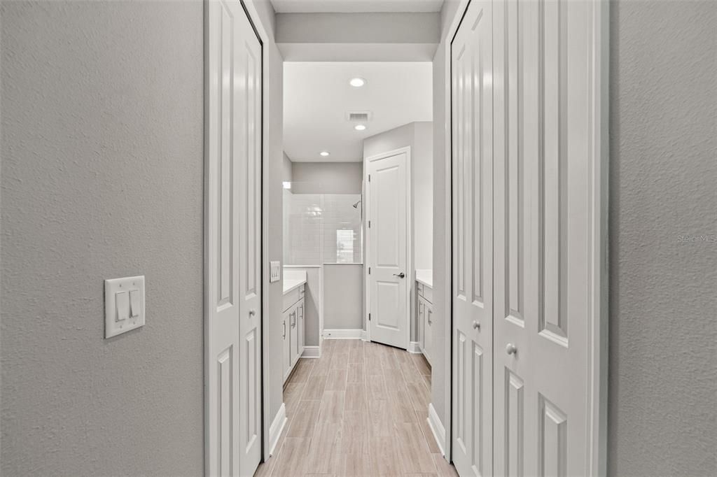 Activo con contrato: $384,900 (2 camas, 2 baños, 1530 Pies cuadrados)