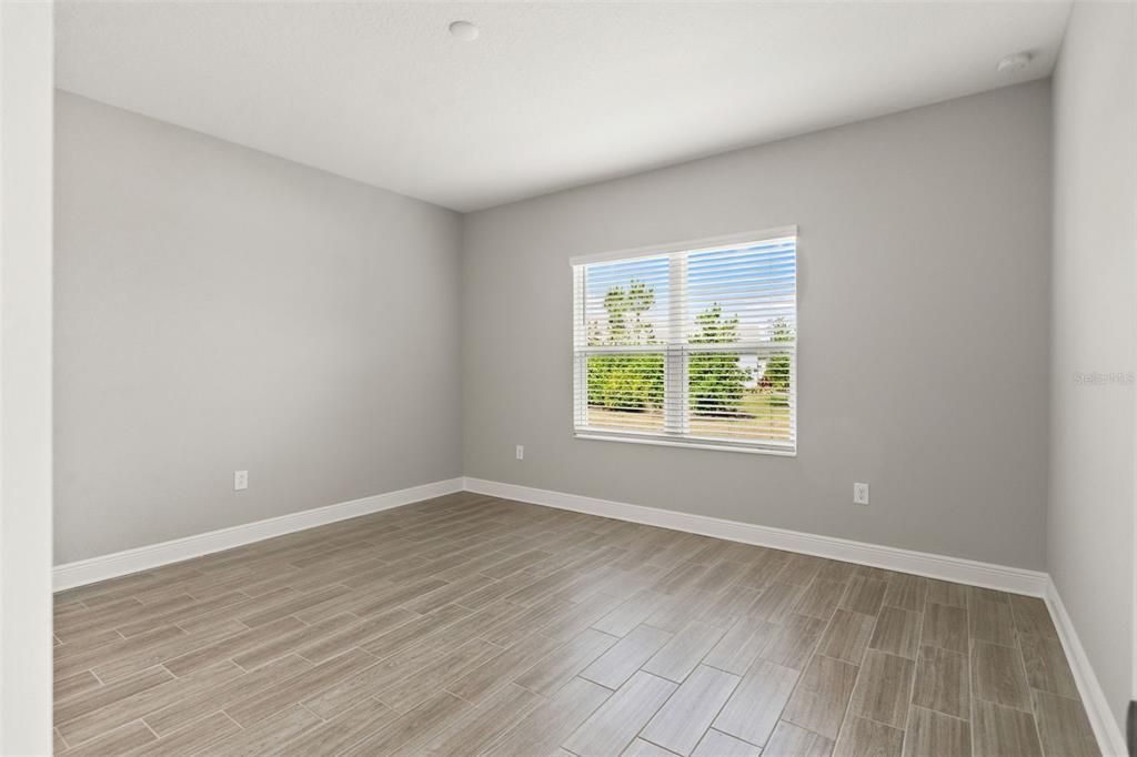 Activo con contrato: $384,900 (2 camas, 2 baños, 1530 Pies cuadrados)