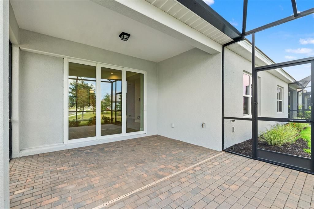 Activo con contrato: $384,900 (2 camas, 2 baños, 1530 Pies cuadrados)