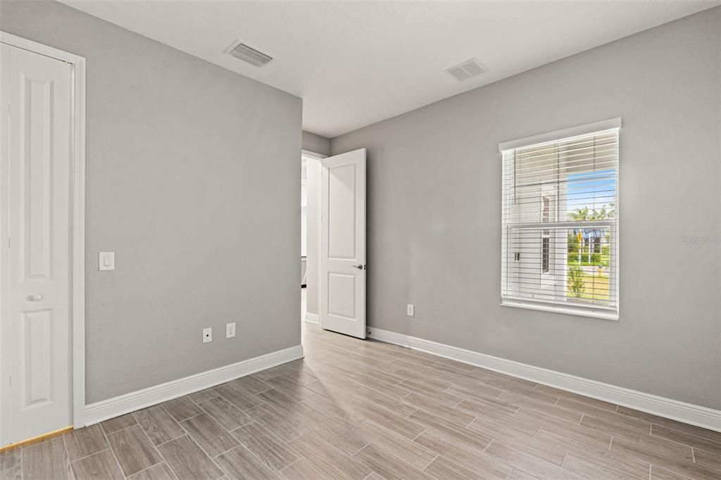 Activo con contrato: $384,900 (2 camas, 2 baños, 1530 Pies cuadrados)