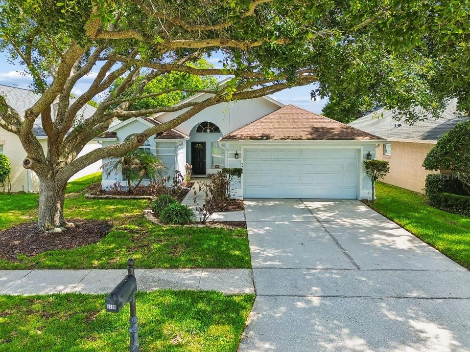 For Sale: $444,900 (3 beds, 2 baths, 1599 Square Feet)