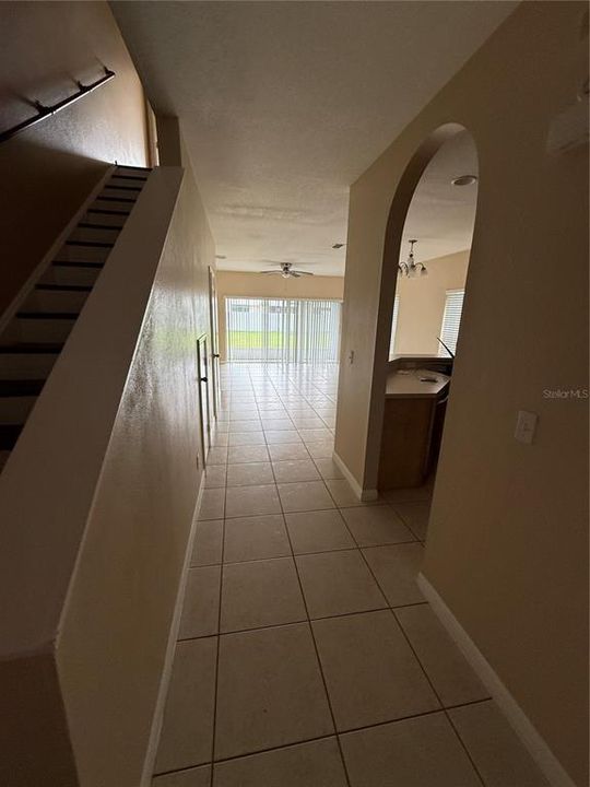 For Sale: $350,000 (3 beds, 2 baths, 1366 Square Feet)