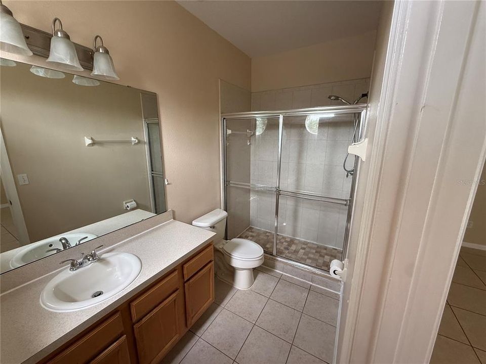 For Sale: $350,000 (3 beds, 2 baths, 1366 Square Feet)