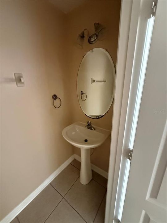 For Sale: $350,000 (3 beds, 2 baths, 1366 Square Feet)