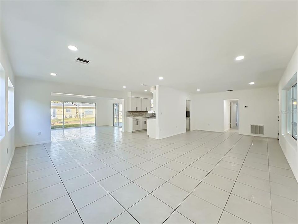 For Rent: $3,000 (3 beds, 2 baths, 1830 Square Feet)
