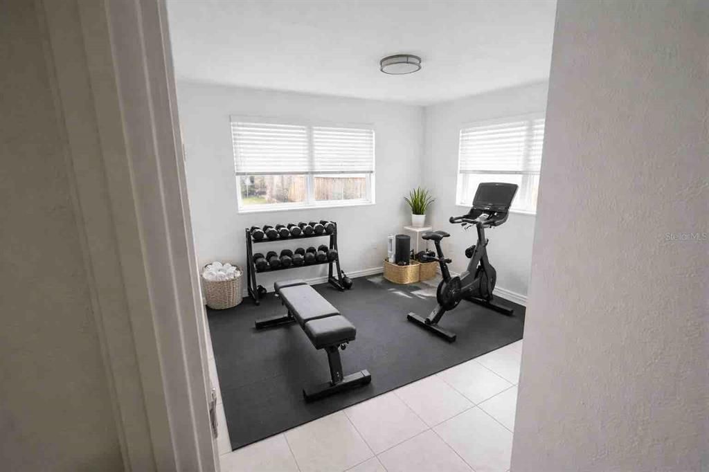For Rent: $3,000 (3 beds, 2 baths, 1830 Square Feet)