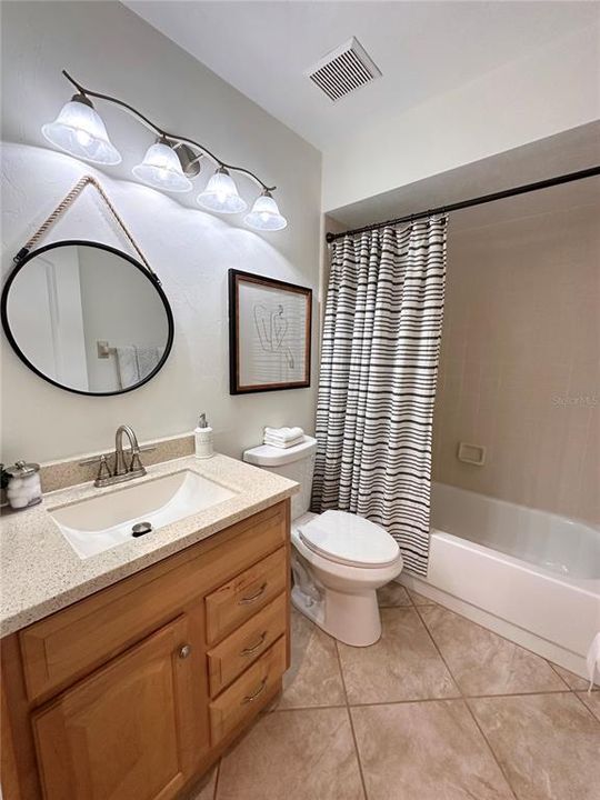 待售: $244,899 (2 贝兹, 2 浴室, 1555 平方英尺)
