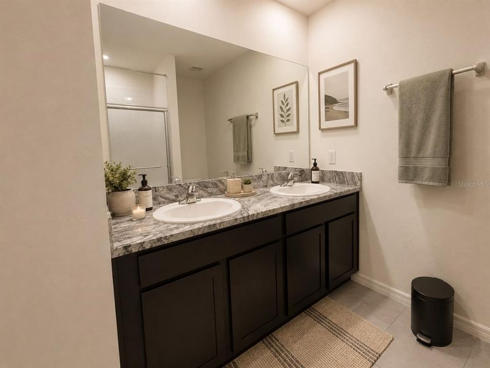 For Rent: $2,295 (3 beds, 2 baths, 1516 Square Feet)