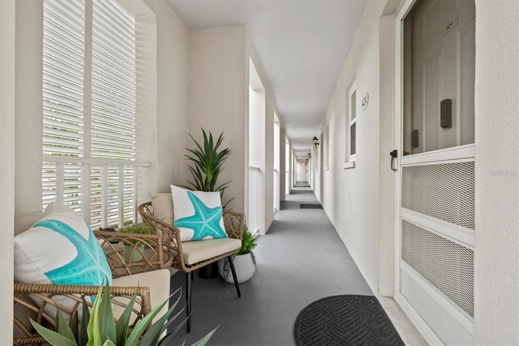 Activo con contrato: $299,900 (2 camas, 2 baños, 946 Pies cuadrados)