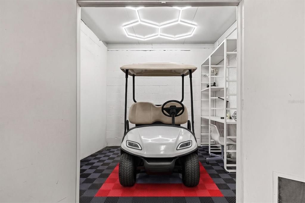 Activo con contrato: $299,900 (2 camas, 2 baños, 946 Pies cuadrados)