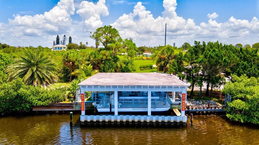 Activo con contrato: $299,900 (2 camas, 2 baños, 946 Pies cuadrados)