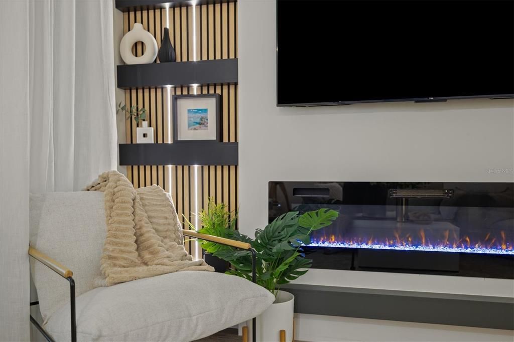 Activo con contrato: $299,900 (2 camas, 2 baños, 946 Pies cuadrados)