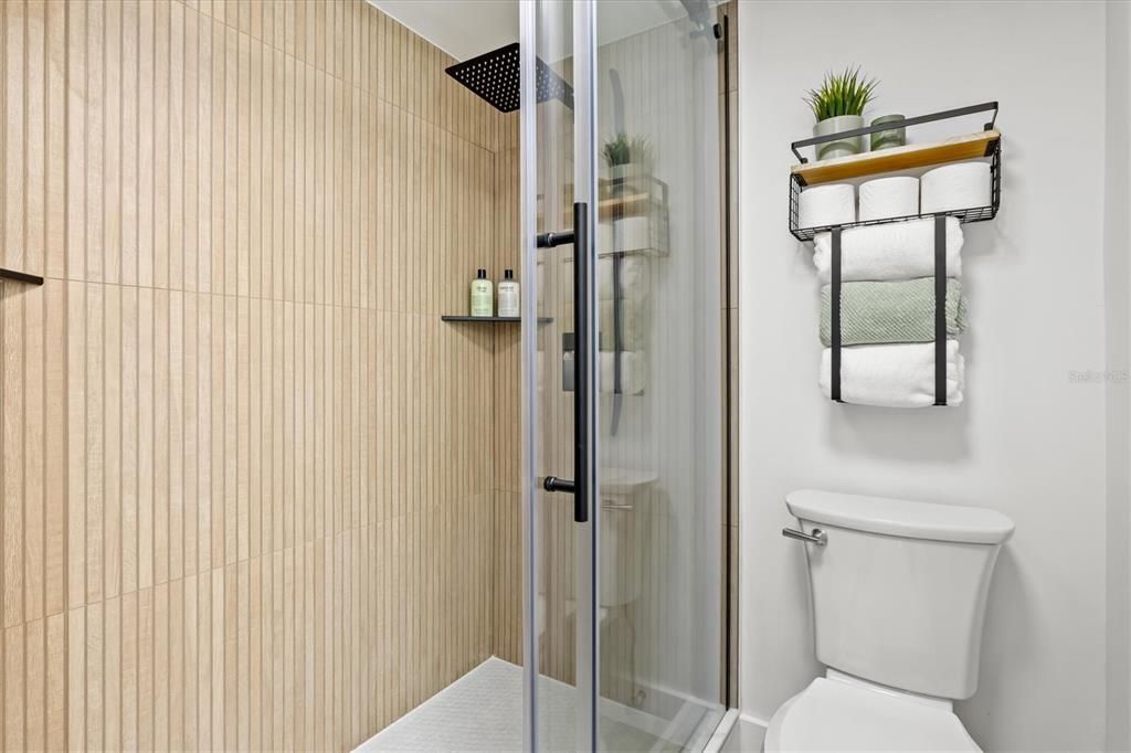 Activo con contrato: $299,900 (2 camas, 2 baños, 946 Pies cuadrados)