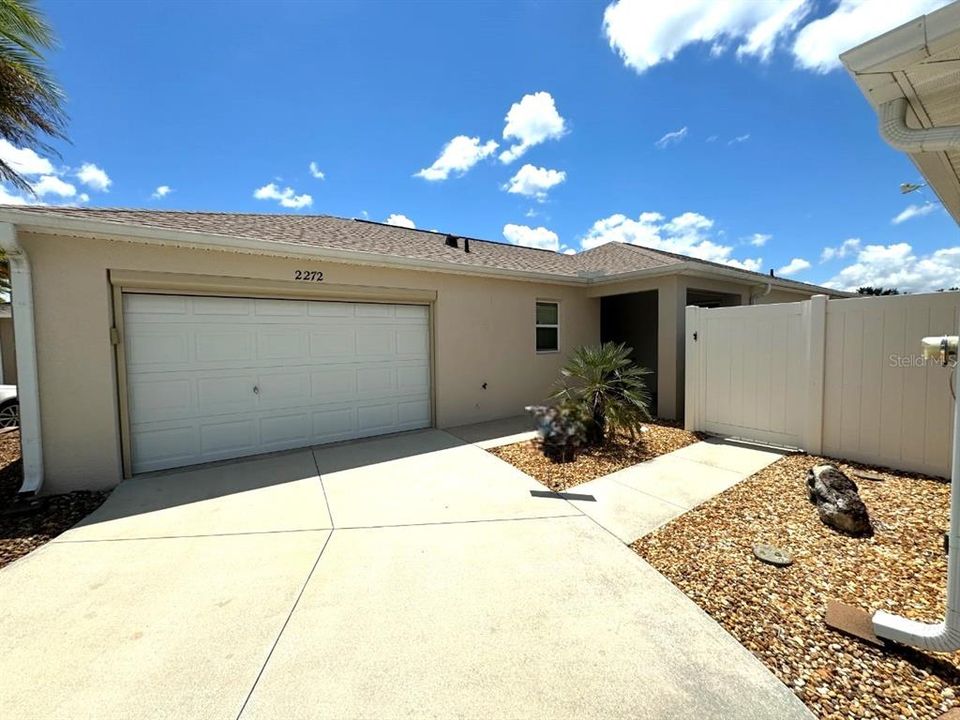 For Rent: $2,500 (3 beds, 2 baths, 1416 Square Feet)