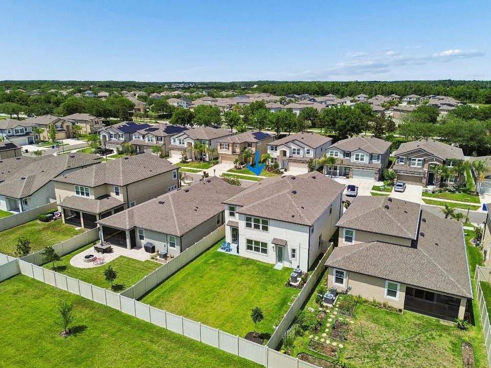 For Sale: $625,000 (5 beds, 3 baths, 3600 Square Feet)