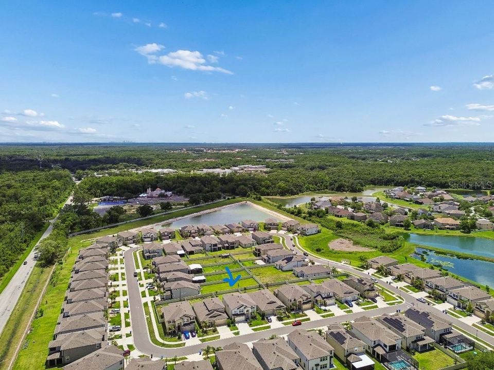 For Sale: $625,000 (5 beds, 3 baths, 3600 Square Feet)