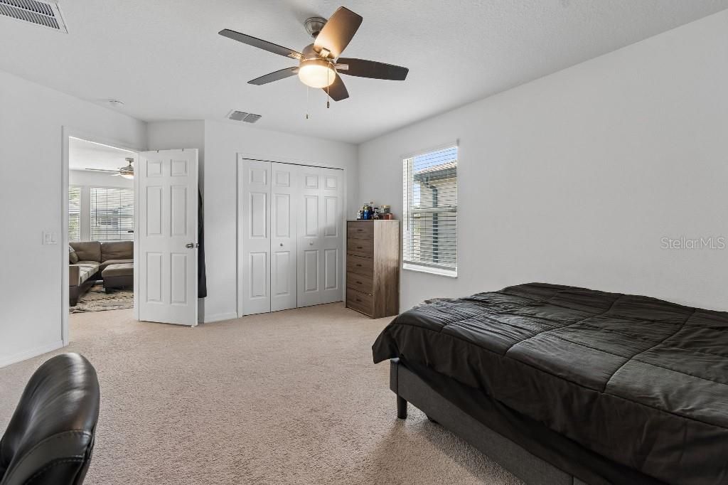 For Sale: $625,000 (5 beds, 3 baths, 3600 Square Feet)
