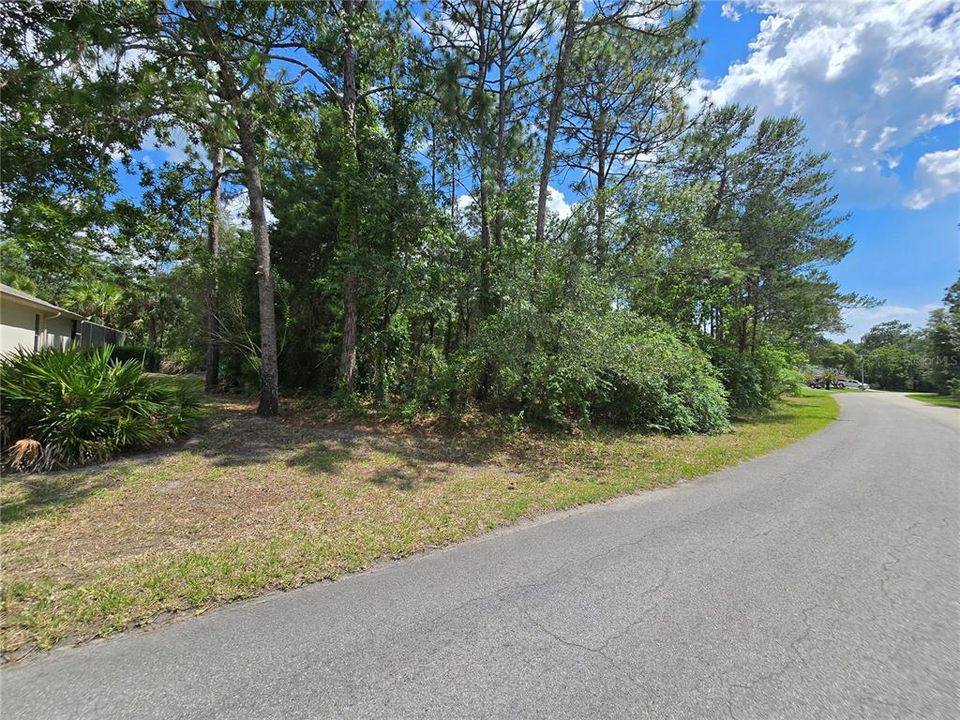 En Venta: $44,000 (0.27 acres)