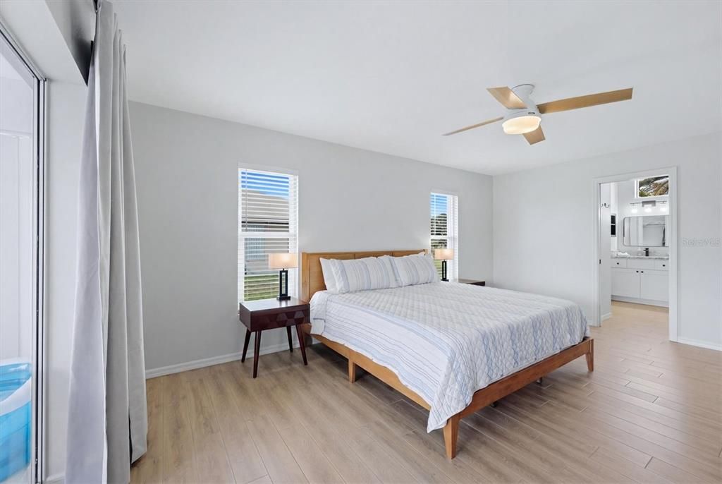 For Sale: $450,000 (3 beds, 2 baths, 1666 Square Feet)
