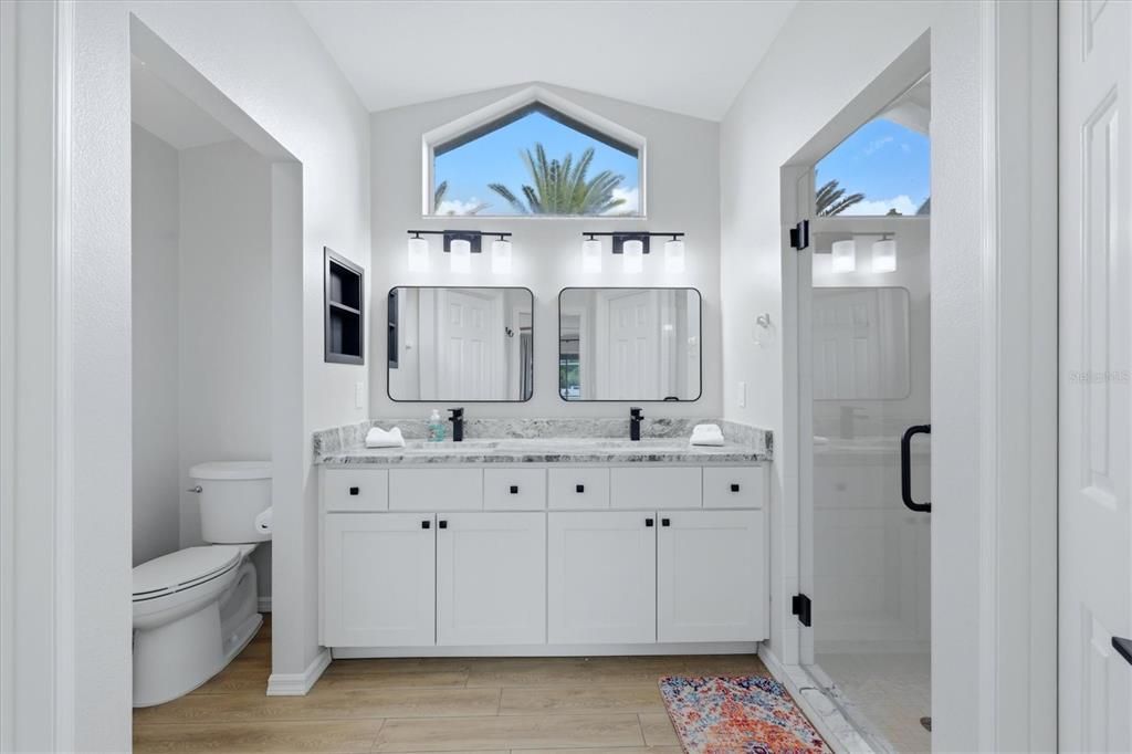 For Sale: $450,000 (3 beds, 2 baths, 1666 Square Feet)