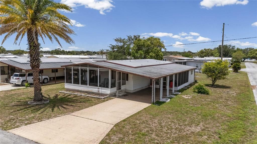 For Sale: $124,900 (2 beds, 2 baths, 1056 Square Feet)