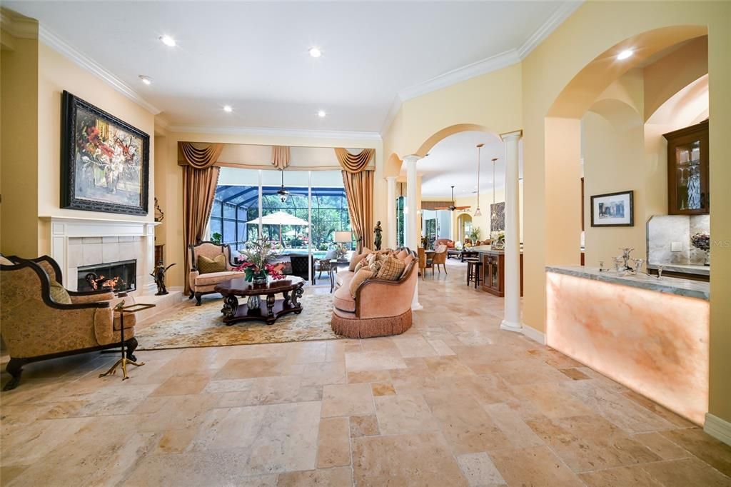 Activo con contrato: $1,200,000 (3 camas, 3 baños, 3289 Pies cuadrados)