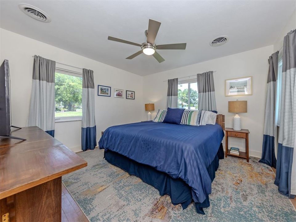 For Sale: $1,250,000 (3 beds, 3 baths, 2214 Square Feet)