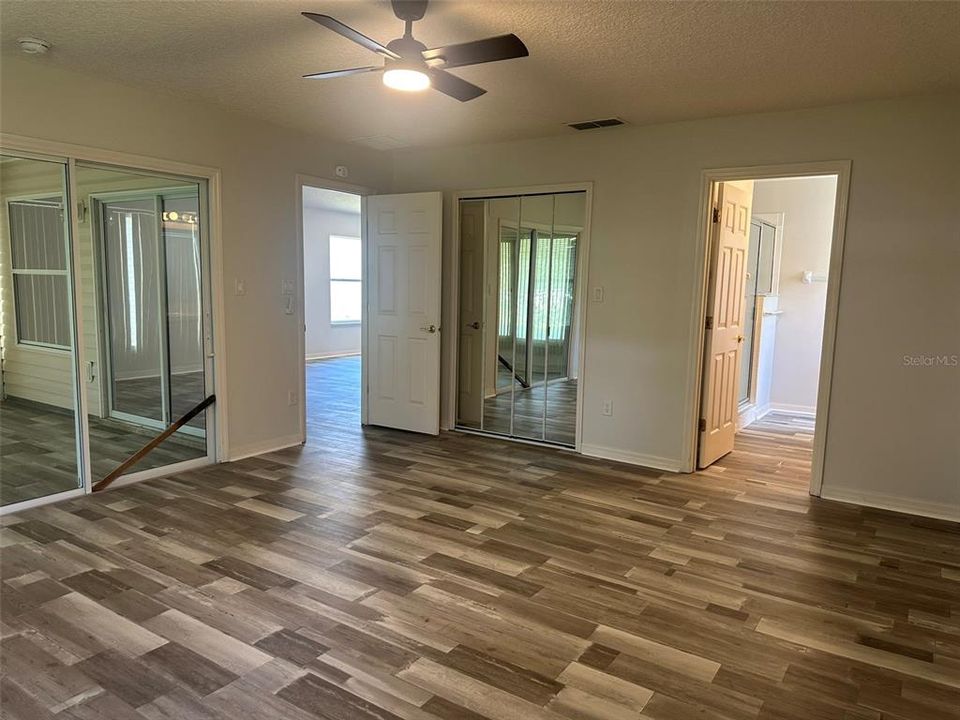 En Venta: $244,900 (2 camas, 2 baños, 1386 Pies cuadrados)