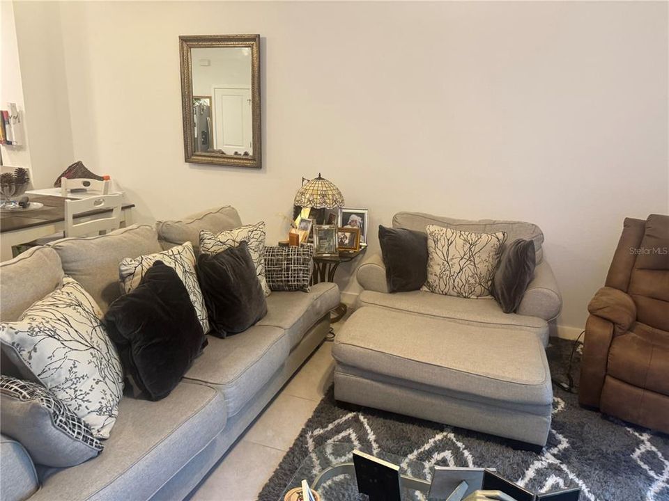 For Sale: $369,000 (3 beds, 2 baths, 1500 Square Feet)