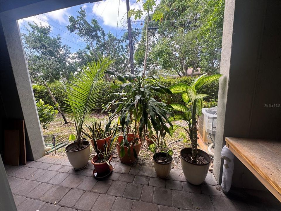 For Sale: $369,000 (3 beds, 2 baths, 1500 Square Feet)