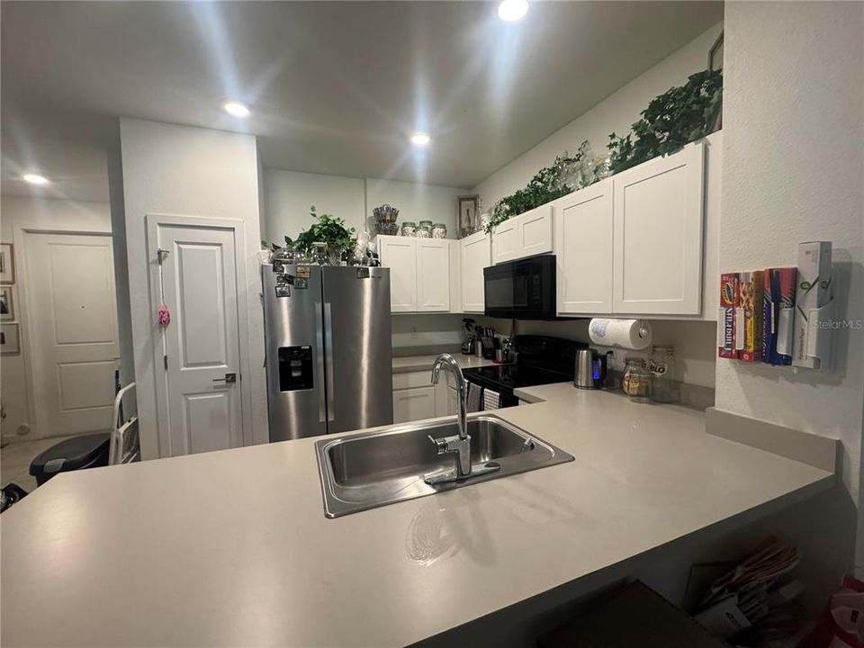 For Sale: $369,000 (3 beds, 2 baths, 1500 Square Feet)