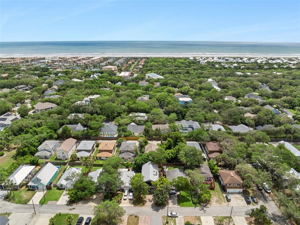 For Sale: $549,000 (3 beds, 2 baths, 1170 Square Feet)