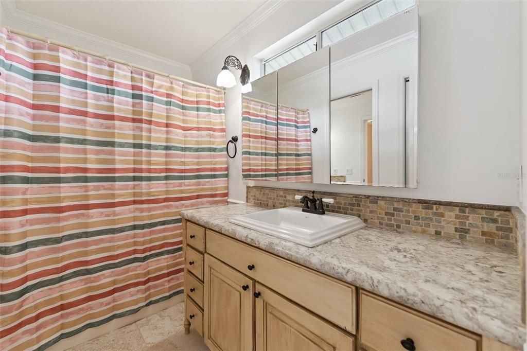 For Sale: $549,000 (3 beds, 2 baths, 1170 Square Feet)