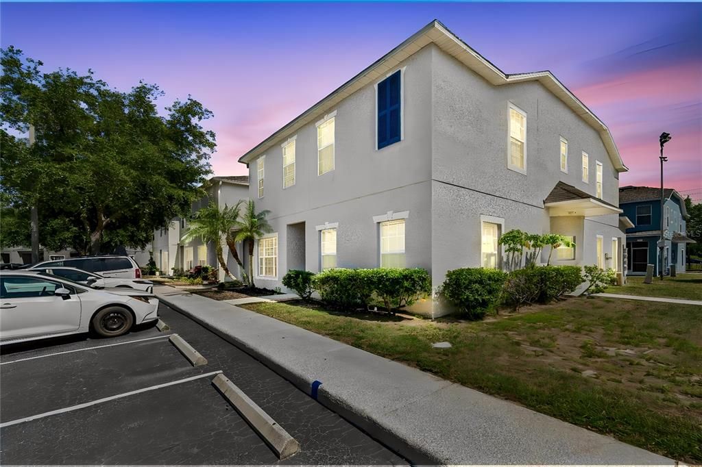 For Sale: $199,000 (2 beds, 2 baths, 1152 Square Feet)