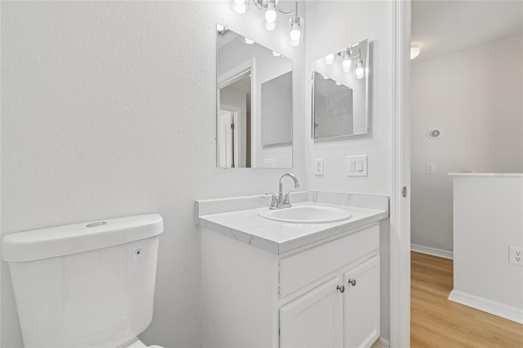 For Sale: $199,000 (2 beds, 2 baths, 1152 Square Feet)