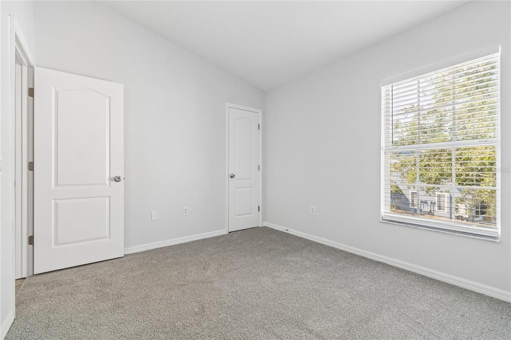 For Sale: $199,000 (2 beds, 2 baths, 1152 Square Feet)
