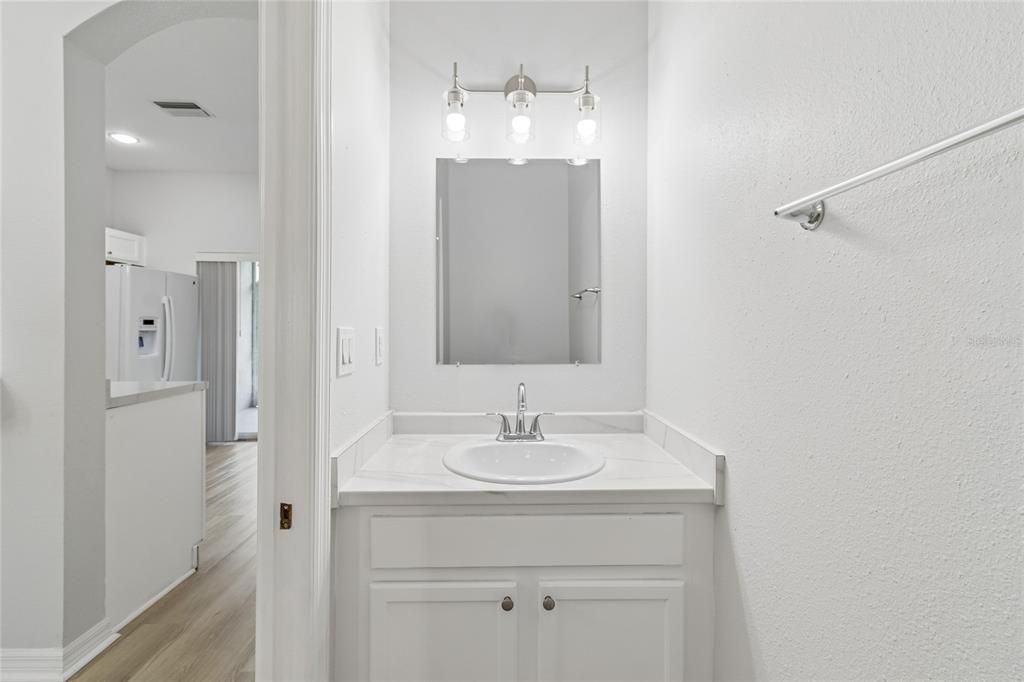 For Sale: $199,000 (2 beds, 2 baths, 1152 Square Feet)