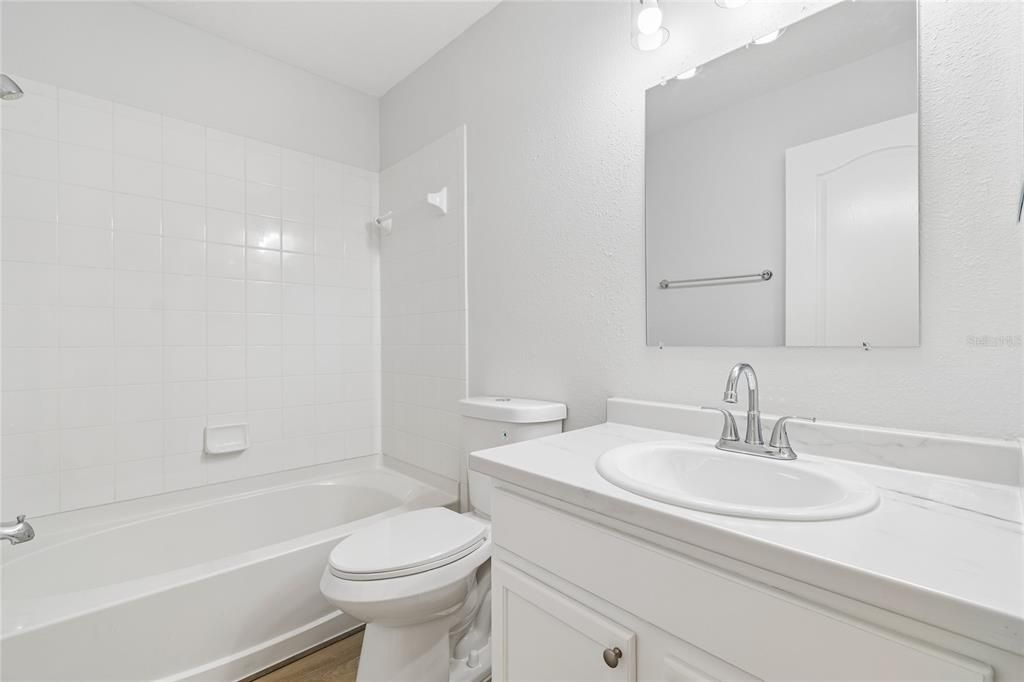 For Sale: $199,000 (2 beds, 2 baths, 1152 Square Feet)